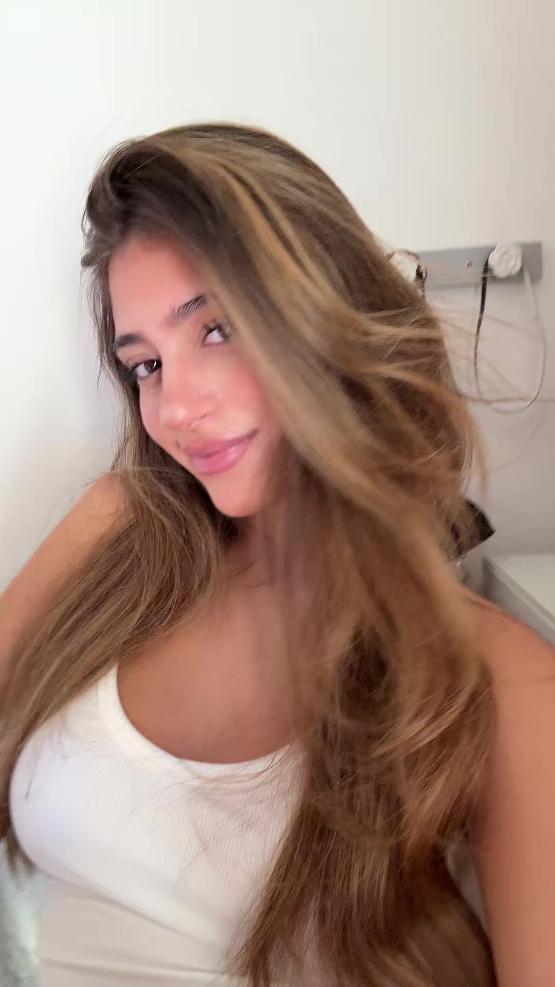 @𝐕