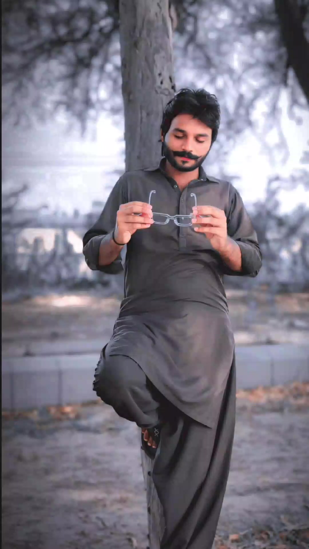 @Usman BaBa 😎