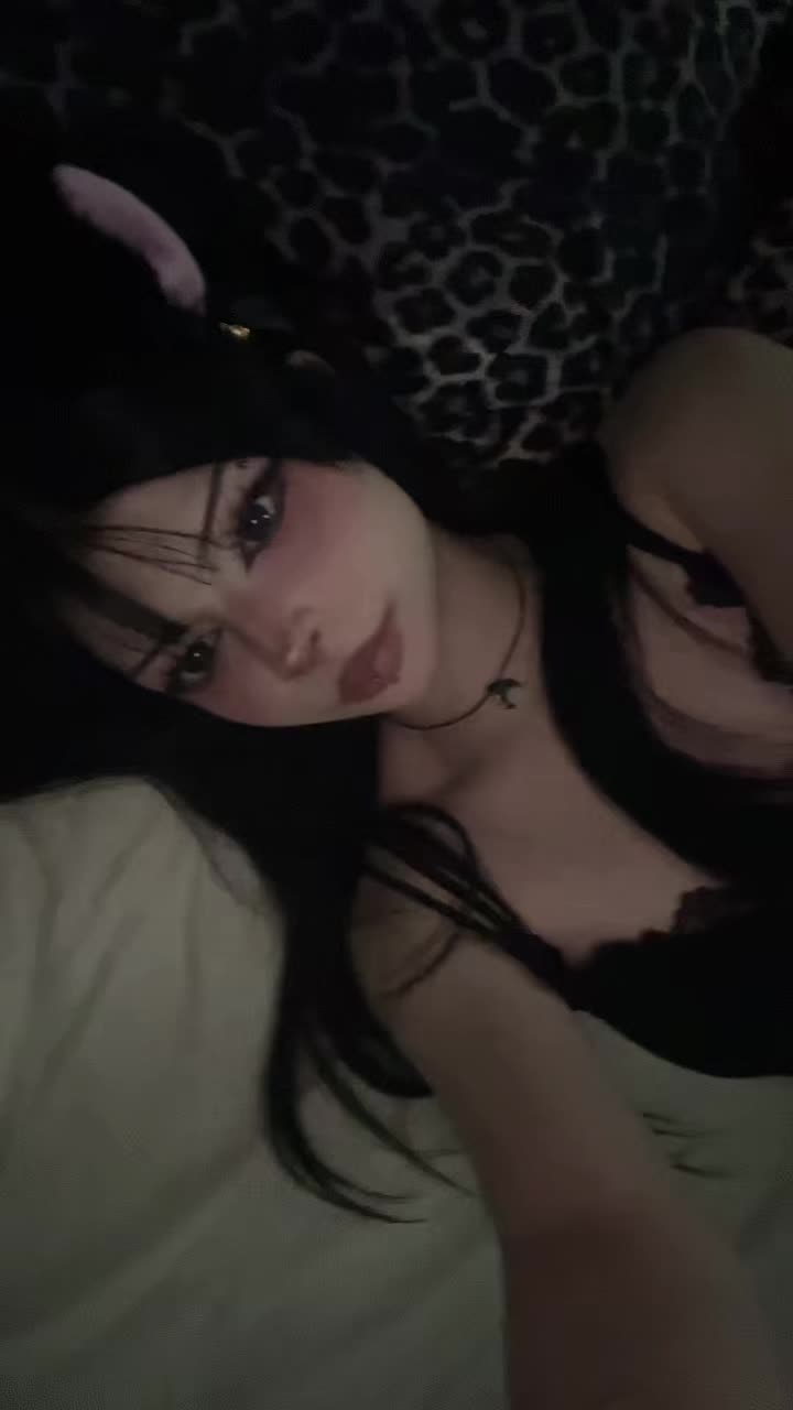 @melikenaz