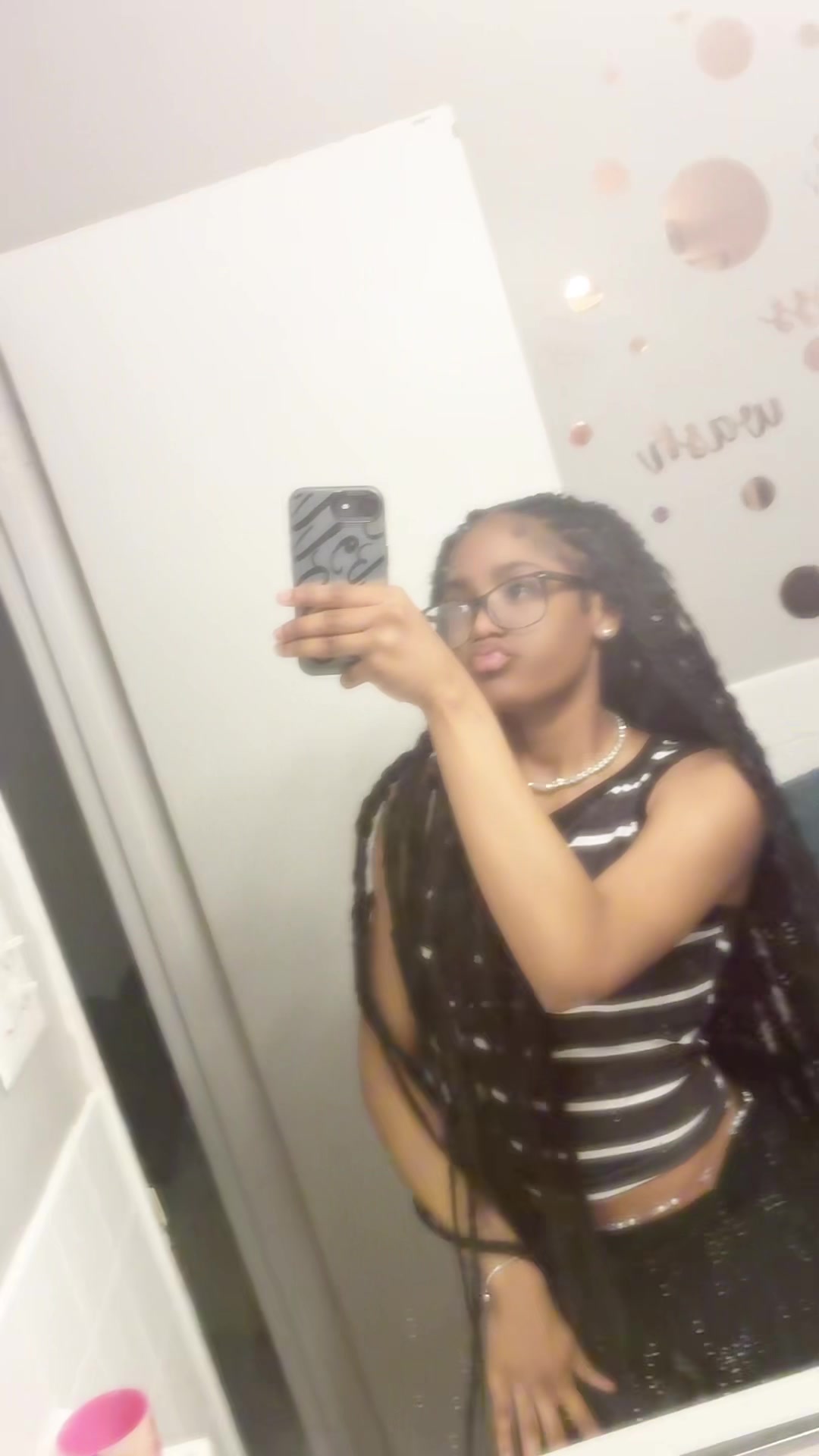 @KN._