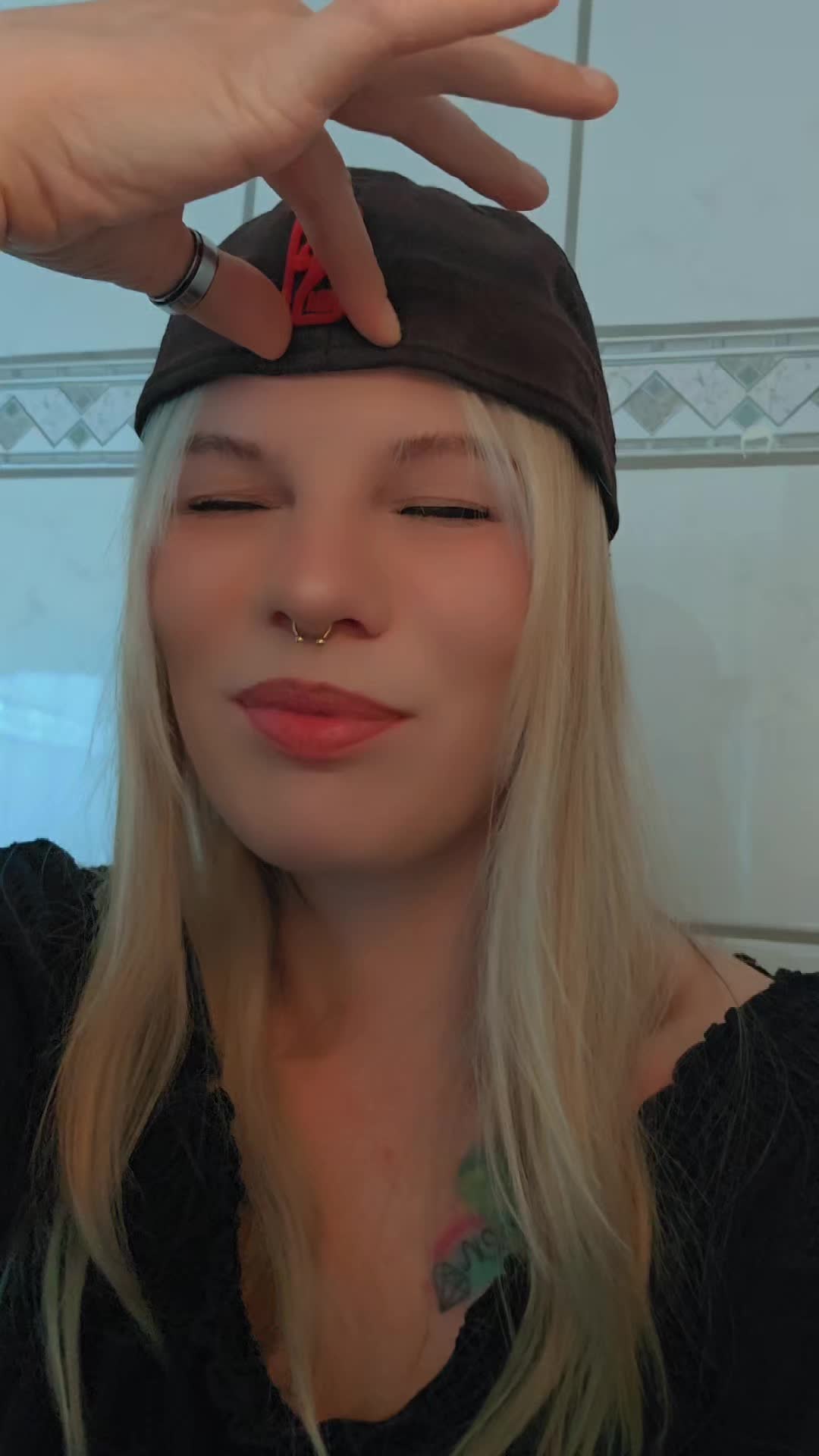 @Maryjane ⚢