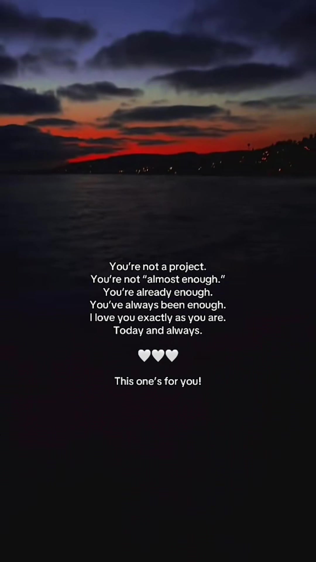 @L o v e Q u o t e s 4 U โก