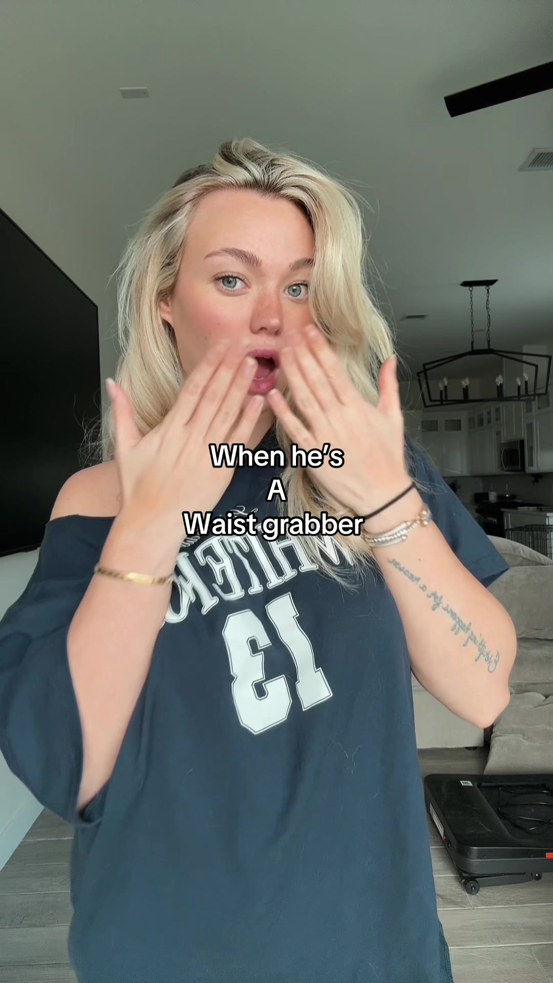 @blondeafterdarkk