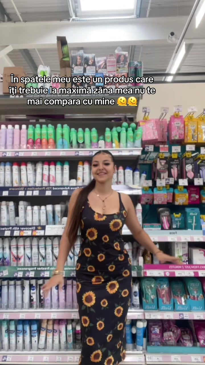 @⚜️ 🤍𝓜𝓸𝓷𝓪 🤍⚜️