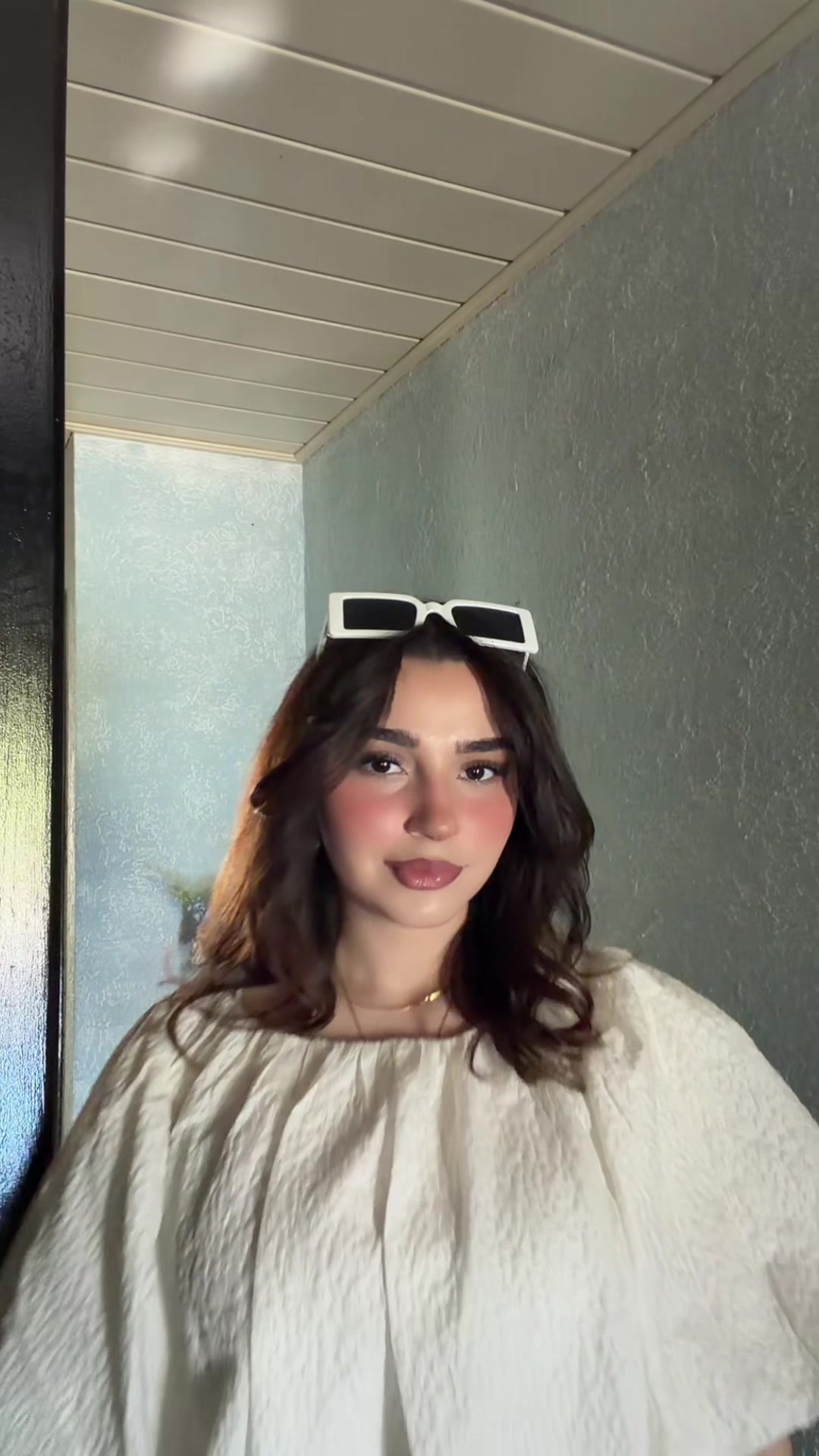 @𝒱