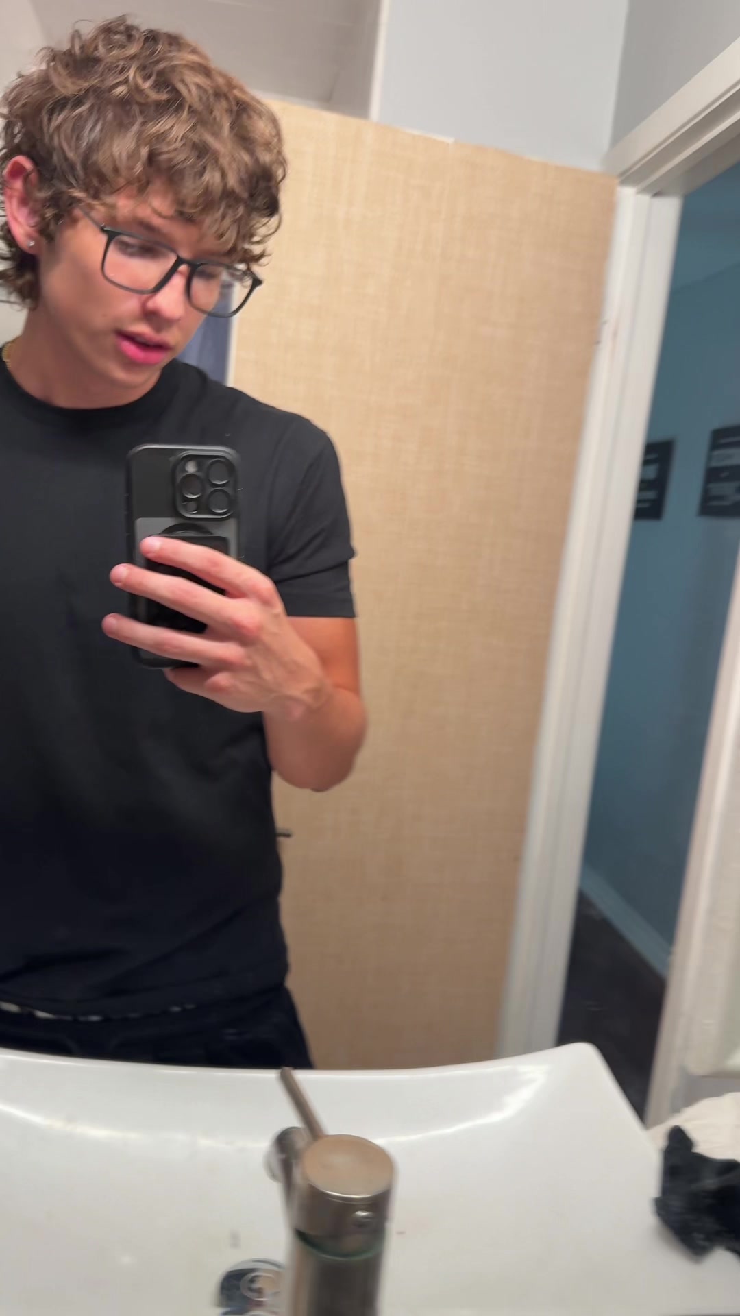 @itsvancetorres