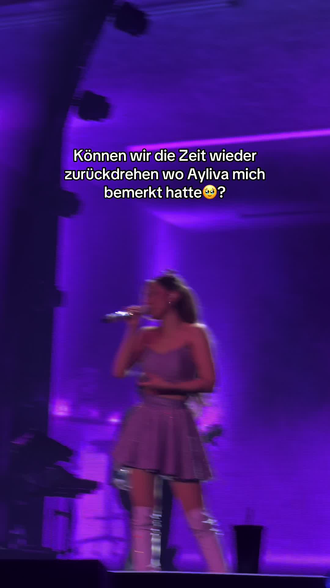 @Sophia💞 ྀི