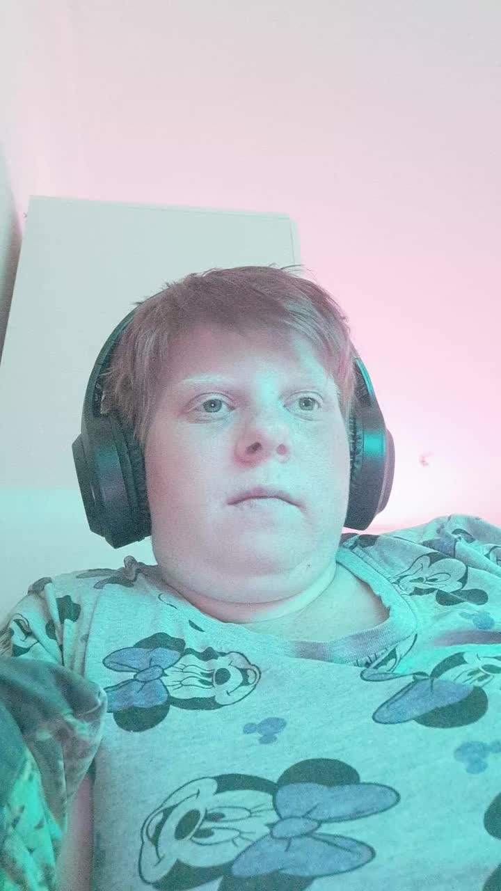 @Bösesmädchen27