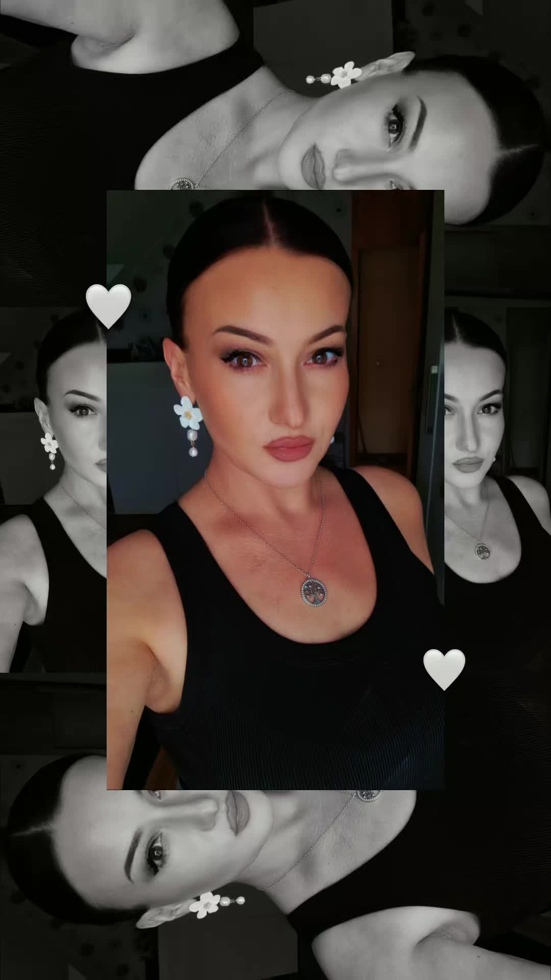 @👑𝕼𝖚𝖊𝖊𝖓 𝖔𝖋 𝕳𝖊𝖆𝖗𝖙𝖘