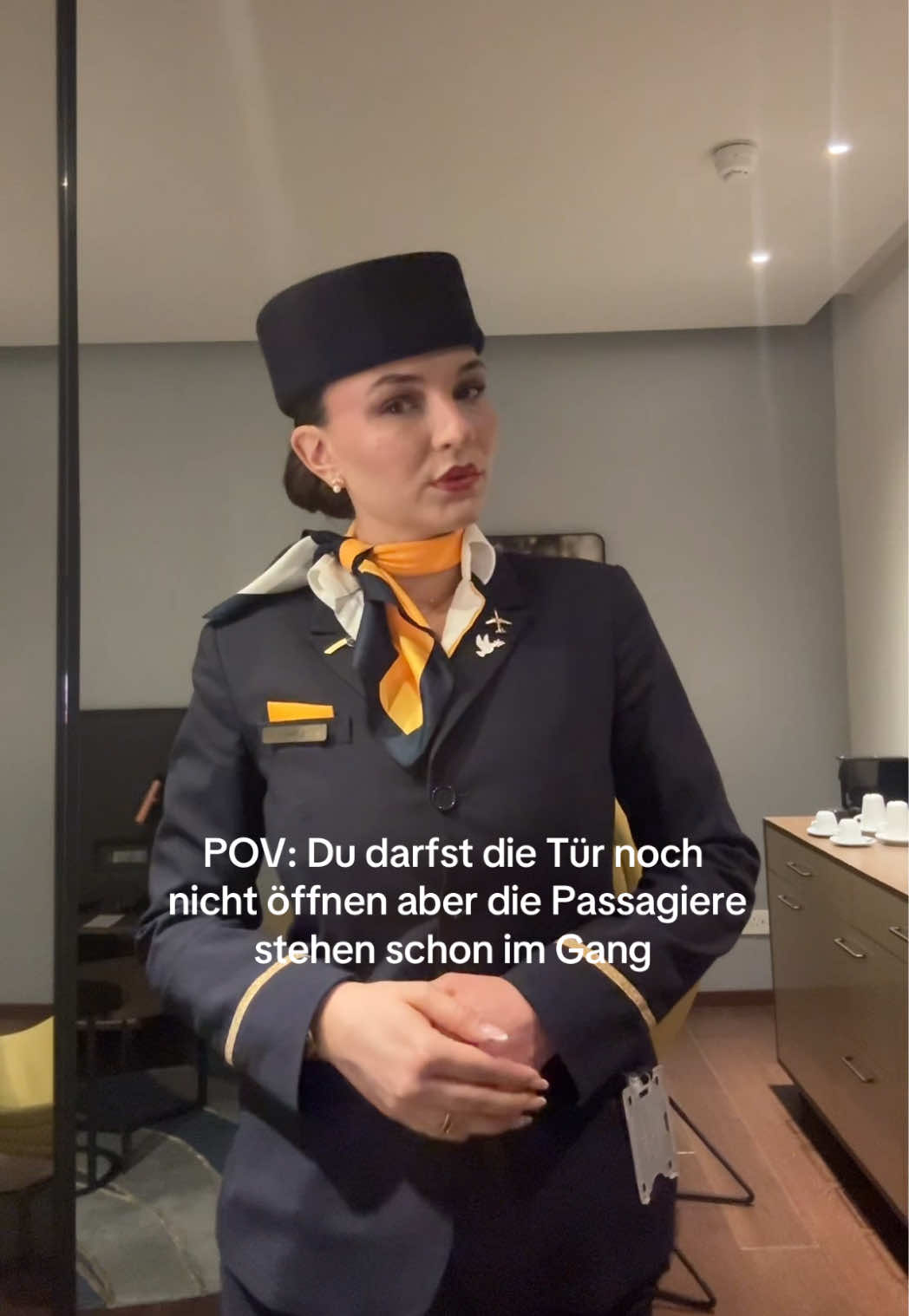 @Lili💌 | Flugbegleiterin✈️