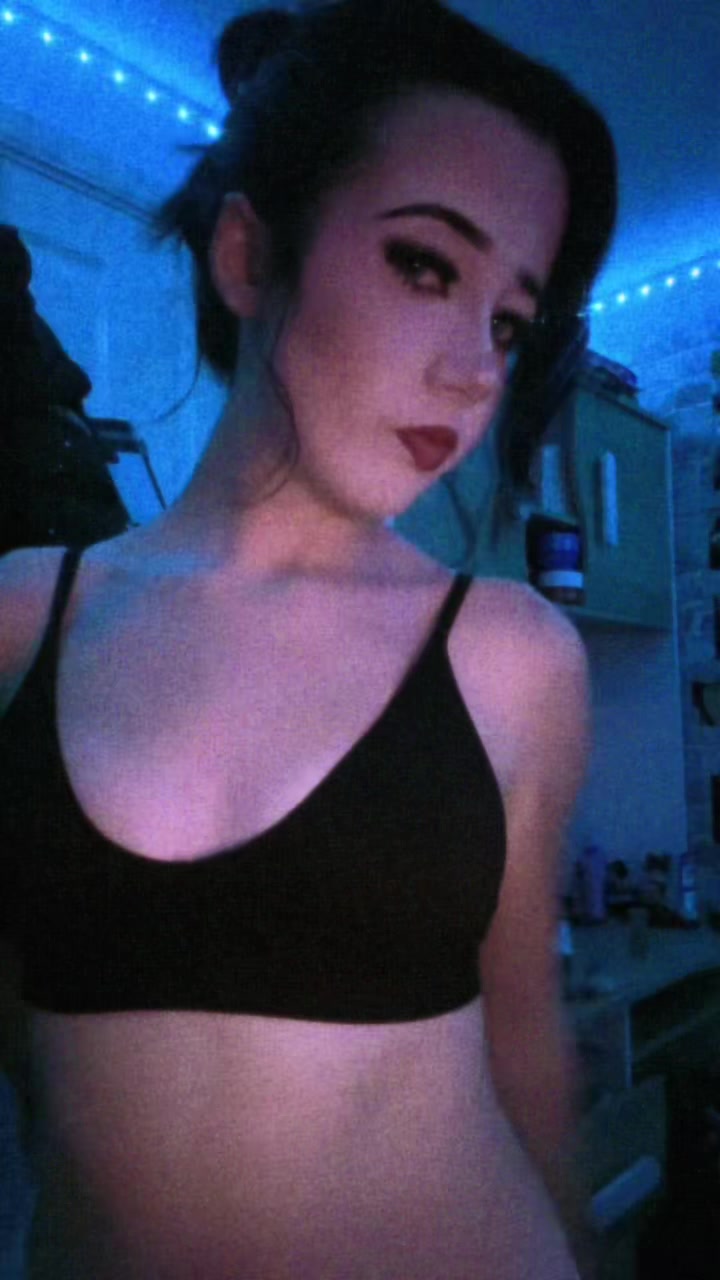 @skyegrace.