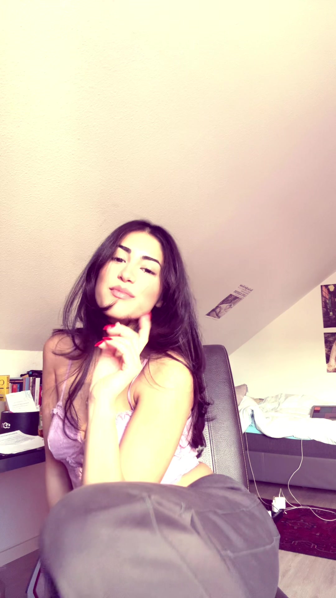 @Sabrina