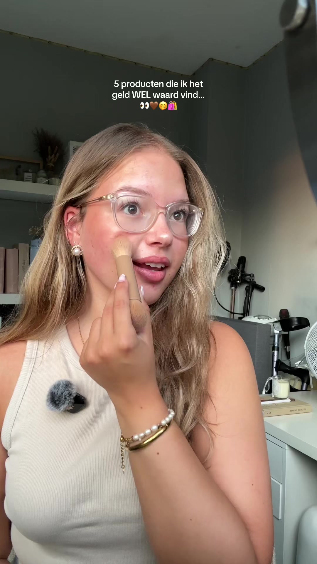 @Laura Helder