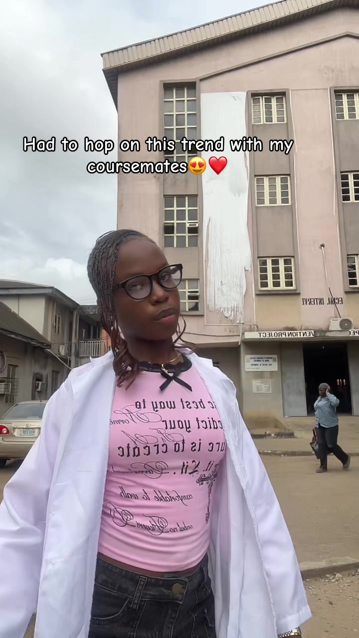 @𝒮𝓌𝑒𝑒𝓉 𝐸𝒹𝑜 𝑔𝒾𝓇𝓁 ♡💕