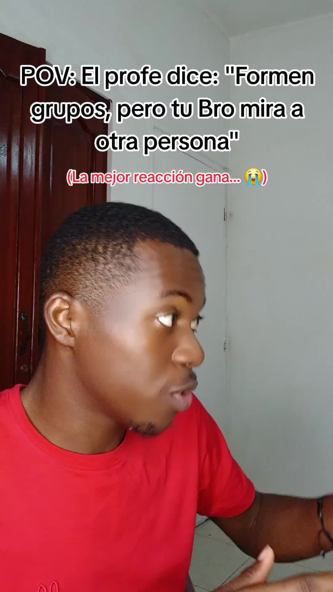 @unprofeconaura 😎