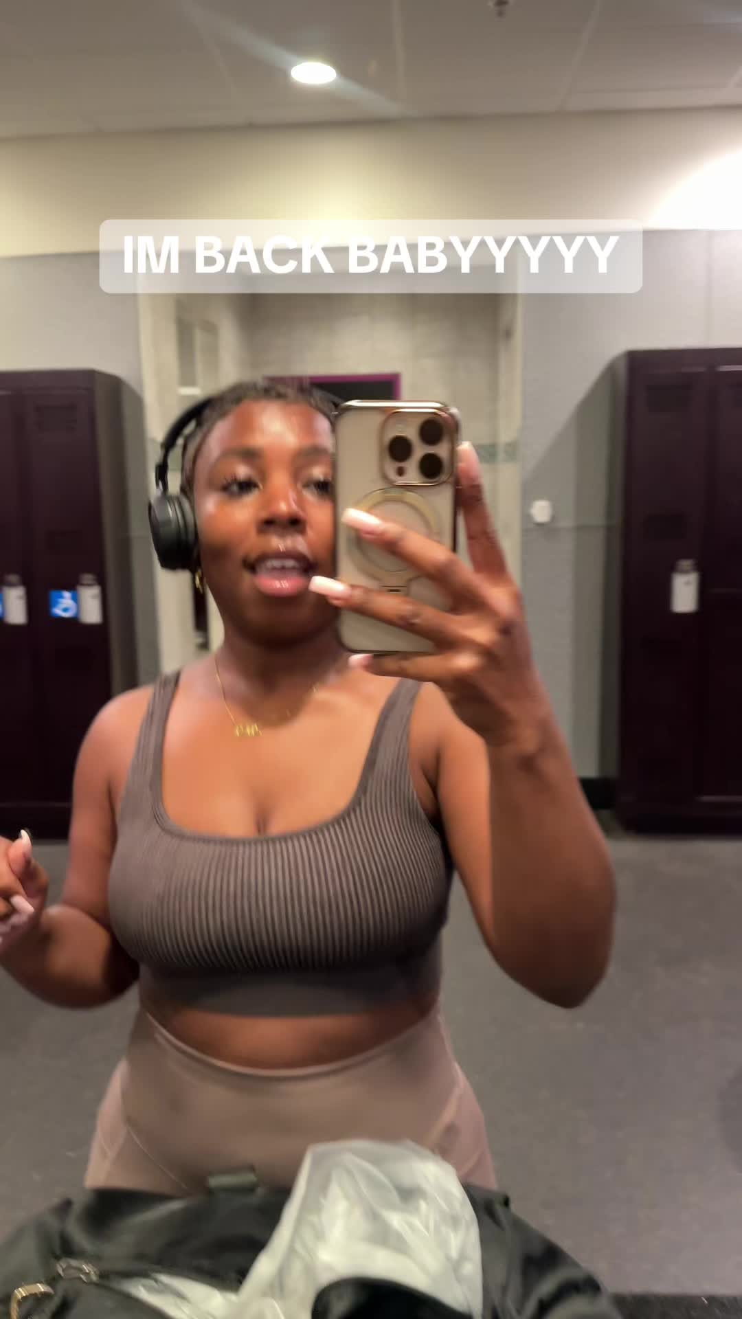 @Ebony Joi 💛