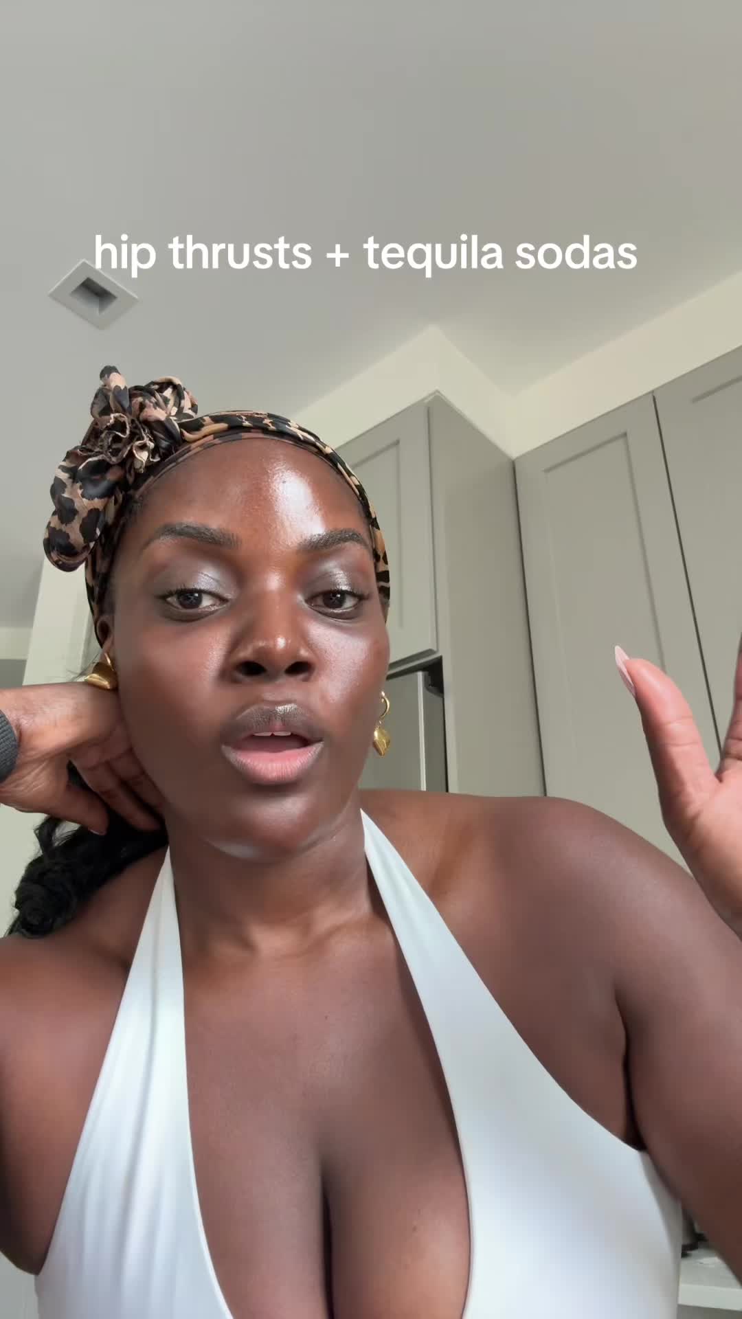 @Ayeyi