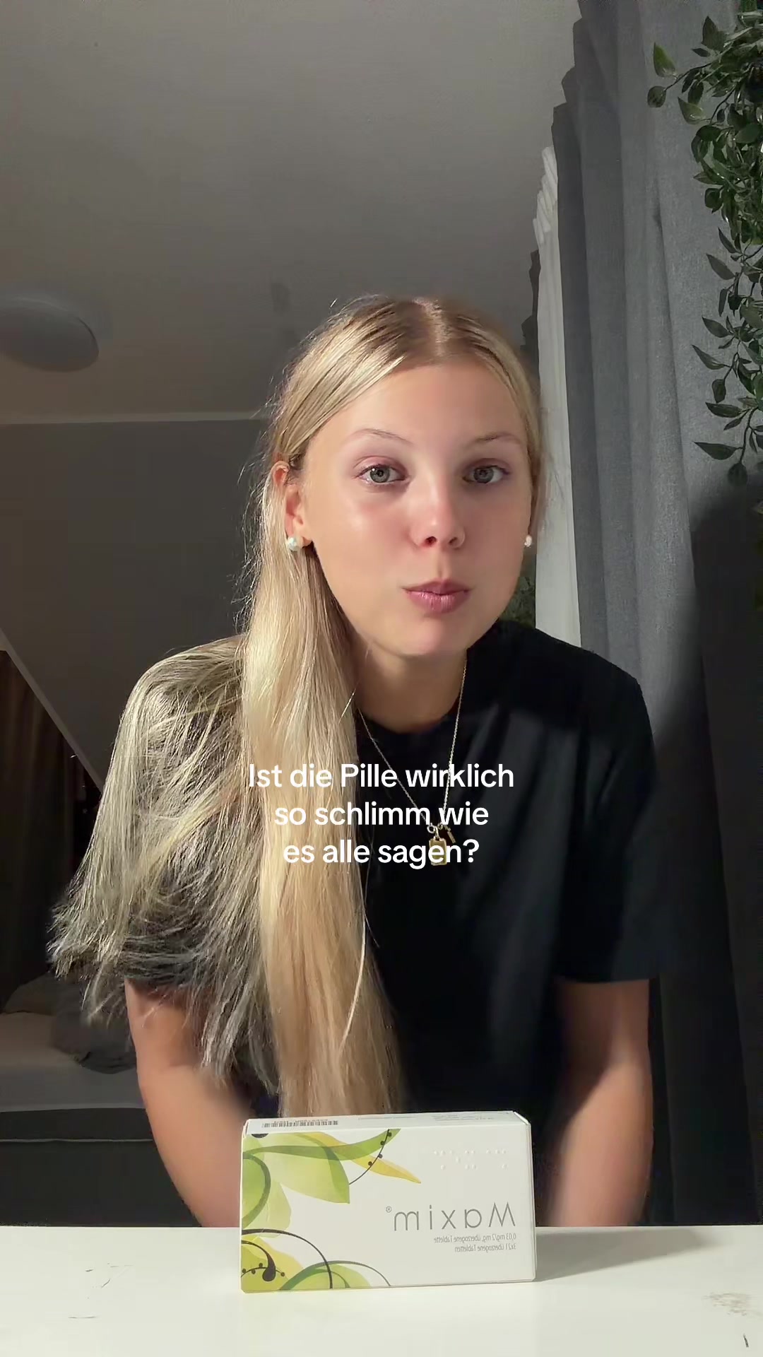 @𝘭𝘪𝘭𝘭𝘺