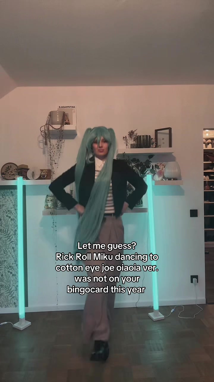 @RosaCosMultiverse