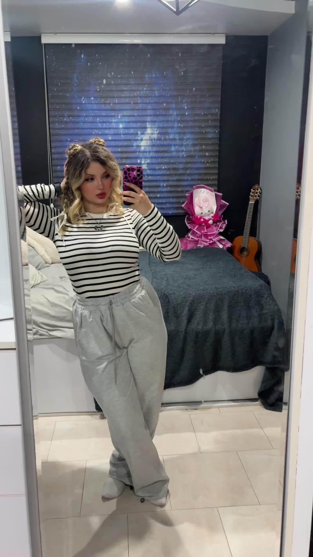@Anahitaque