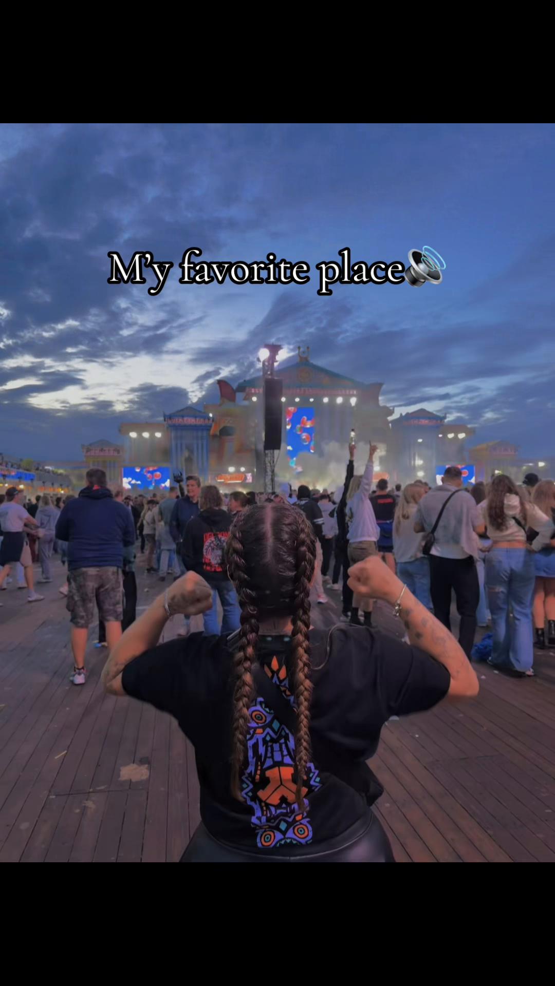 @Naomi🦦