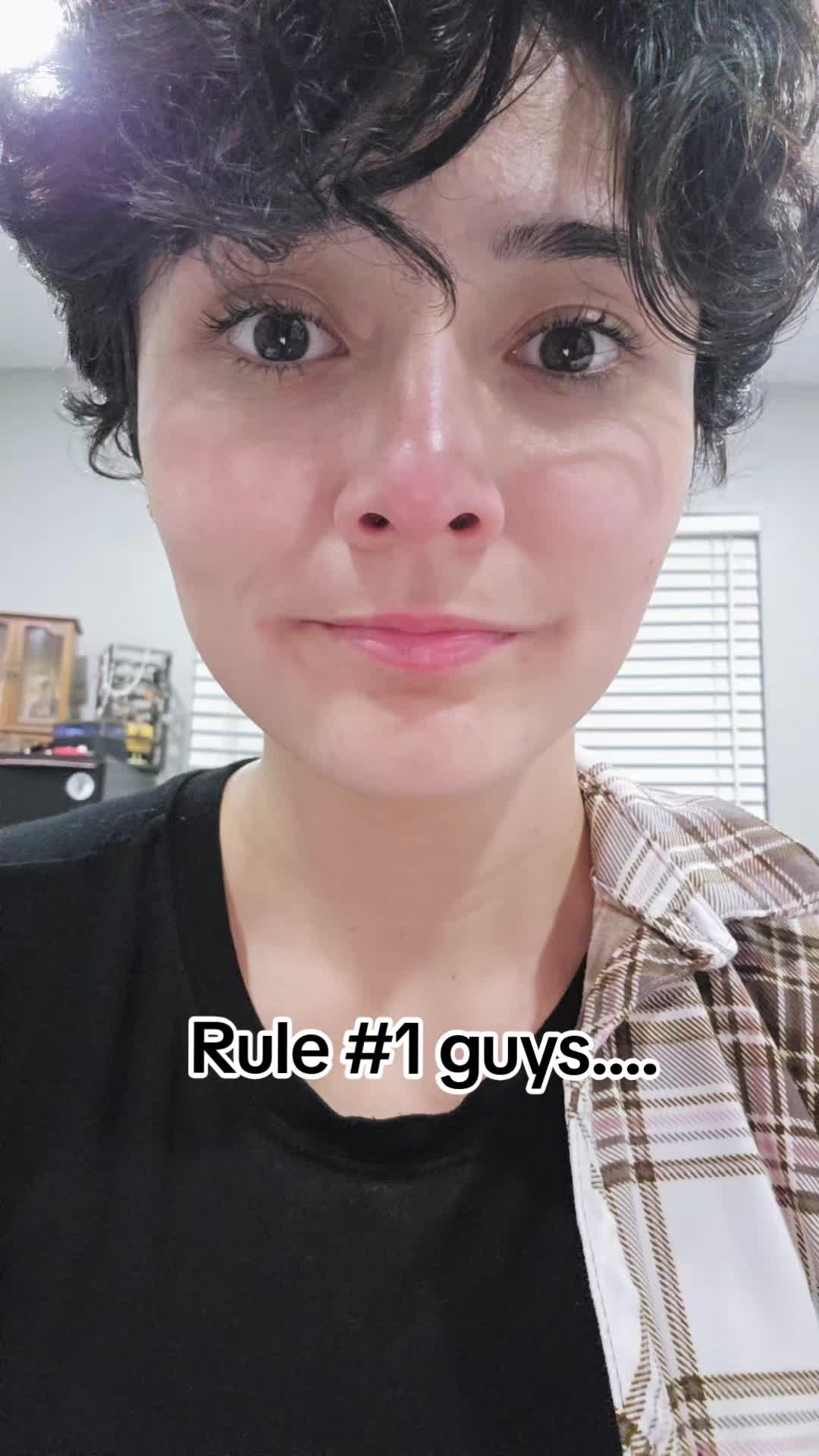 @Weird_Banana_Sinner