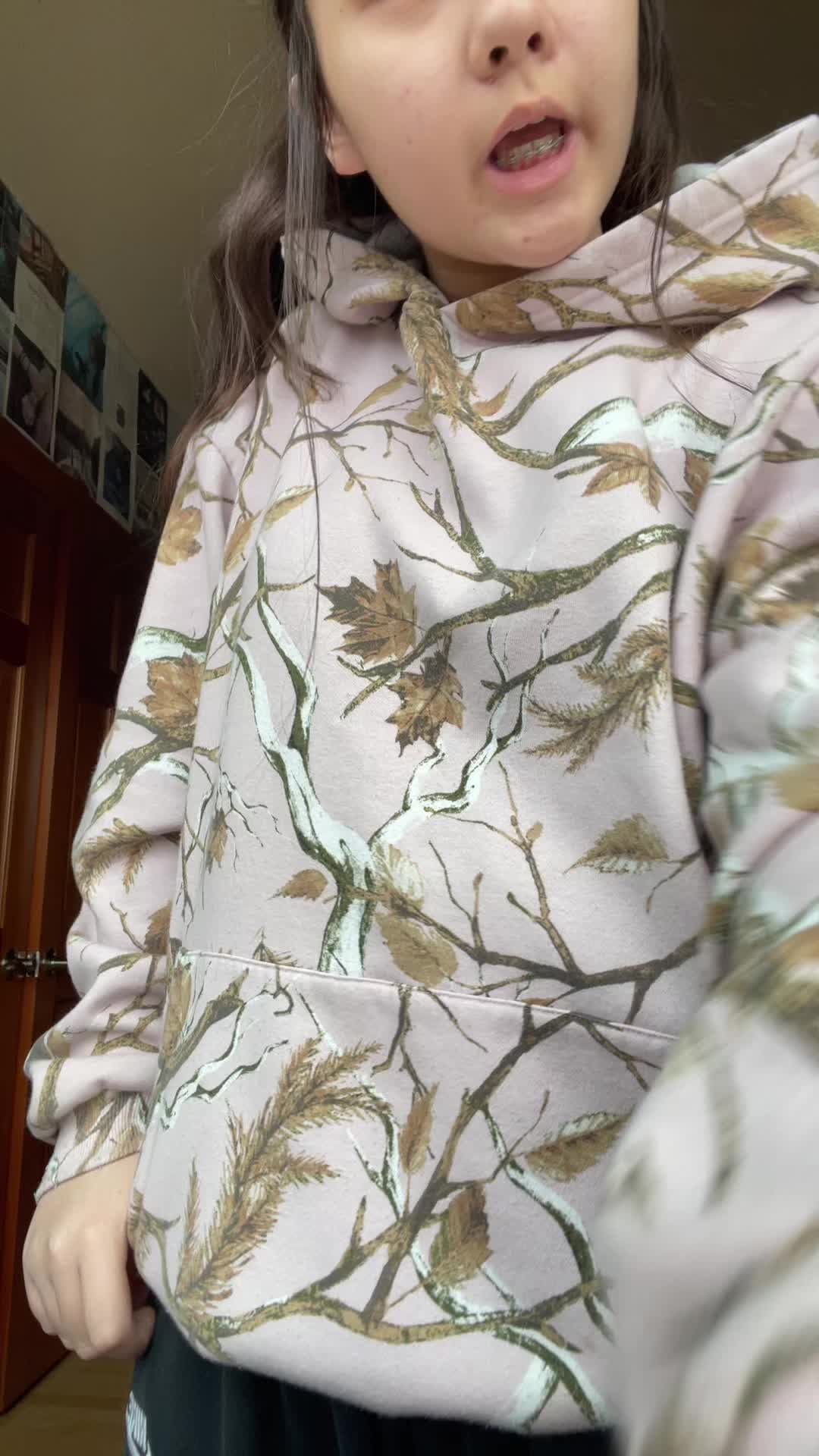 @izzyy