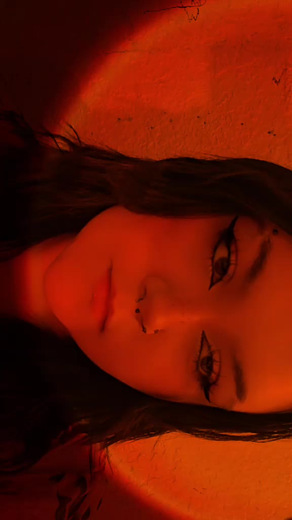 @Lilith_fox13