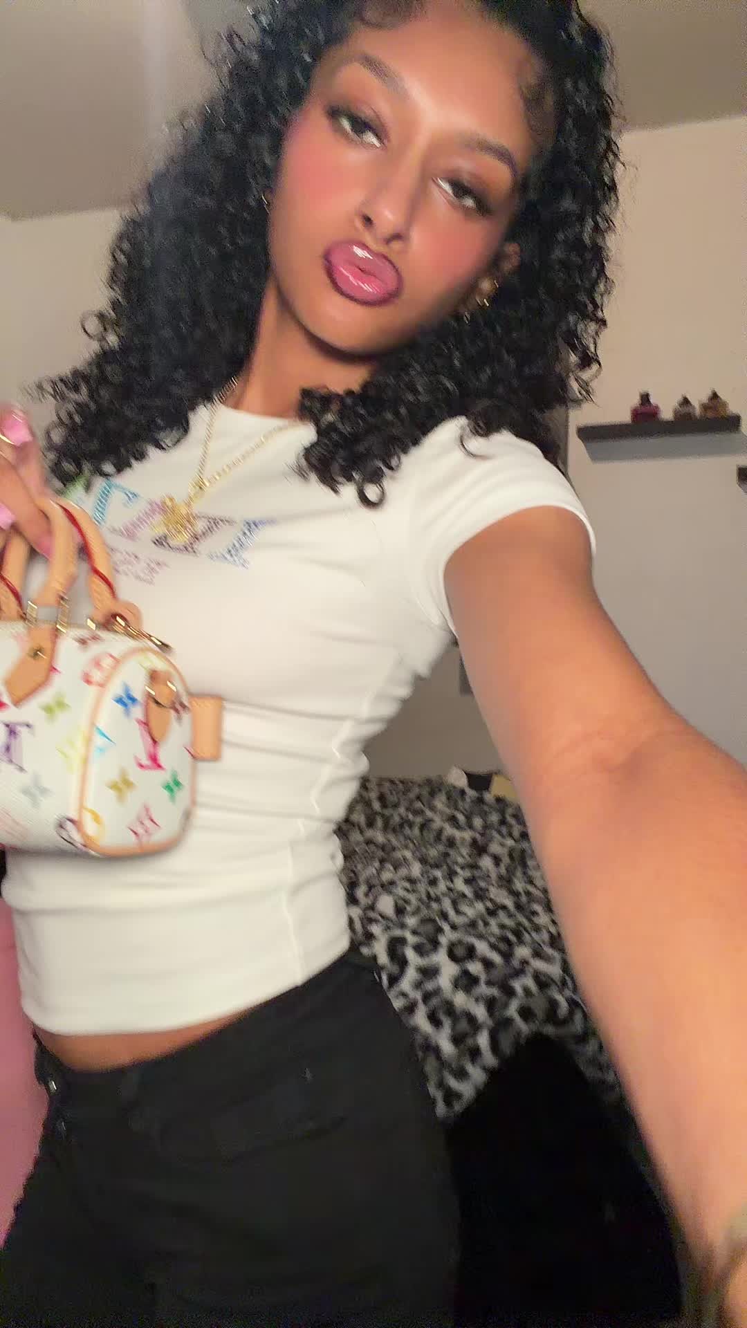 @MsTexas.