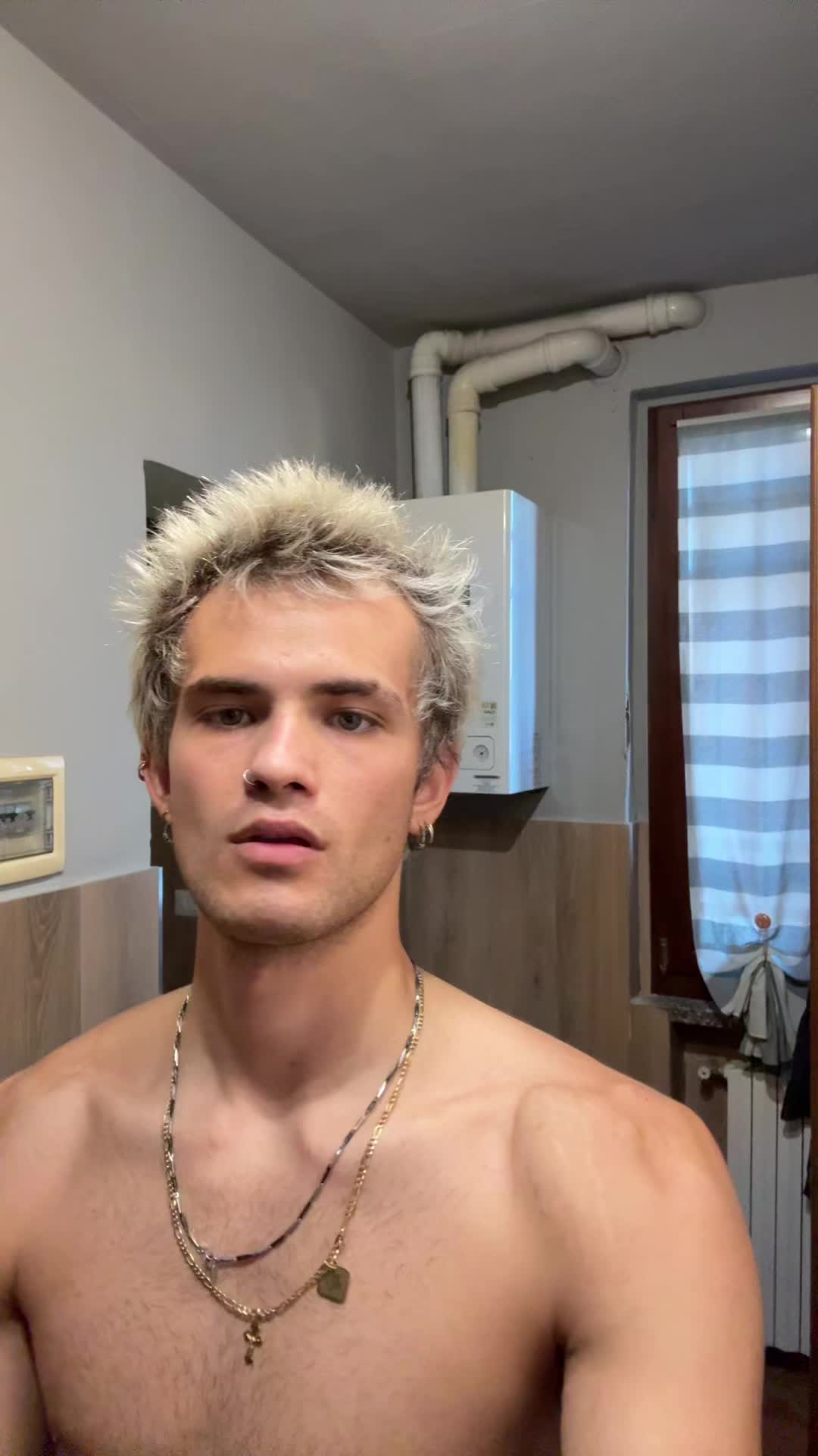 @p.n.valentin