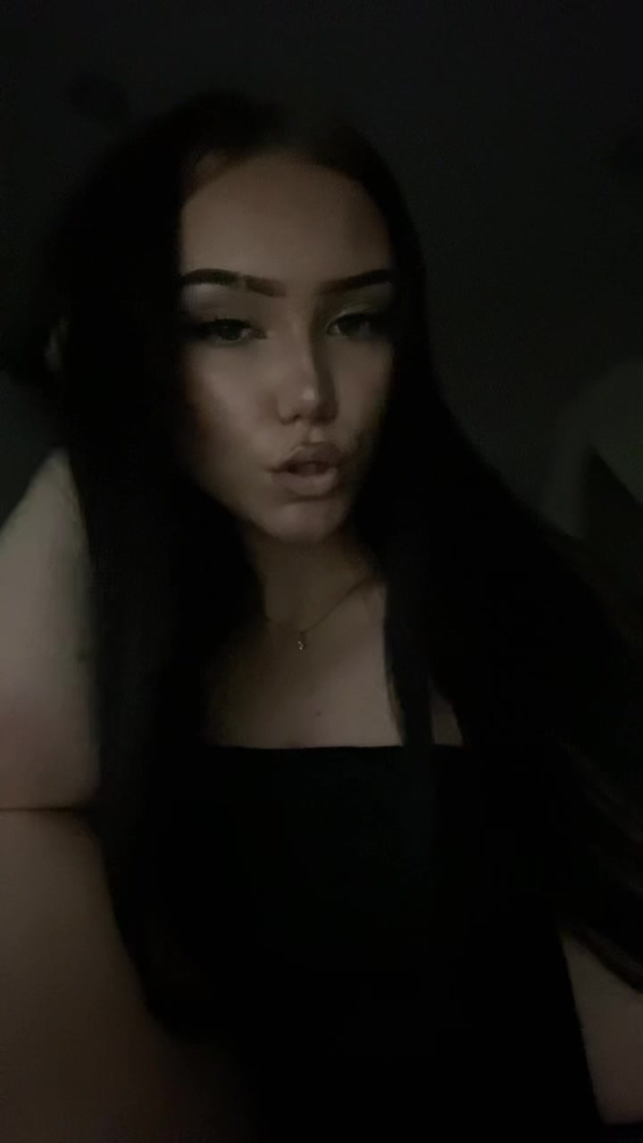 @𝘀𝗵𝘂𝗿𝗮