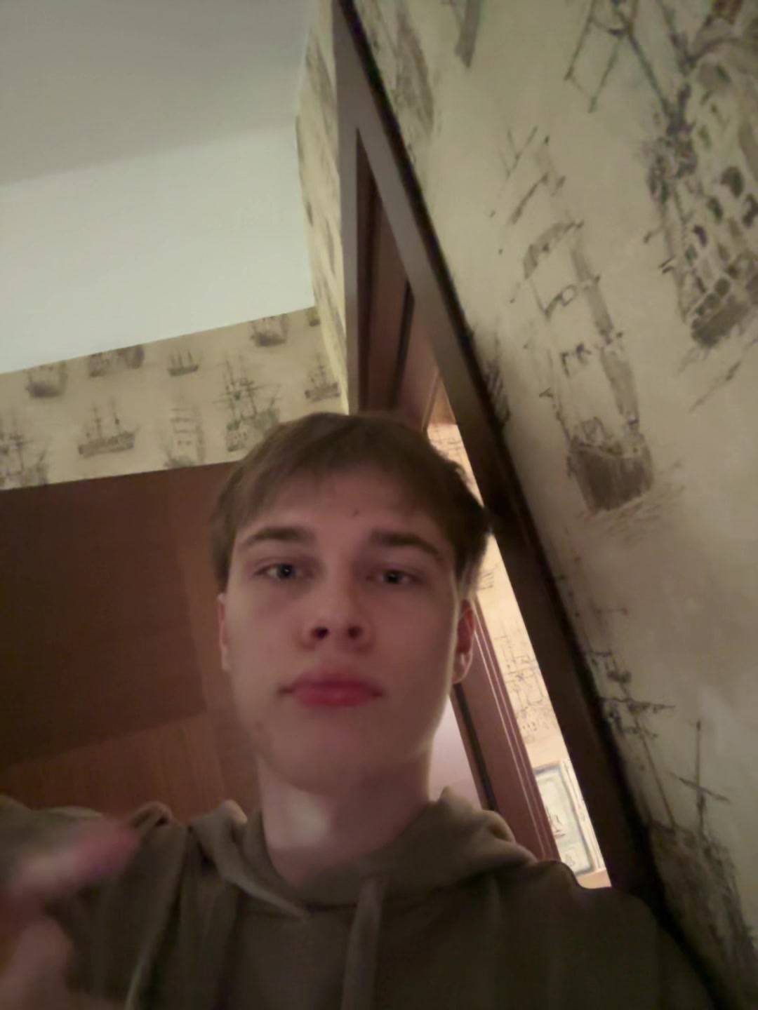 @Илюша🥱