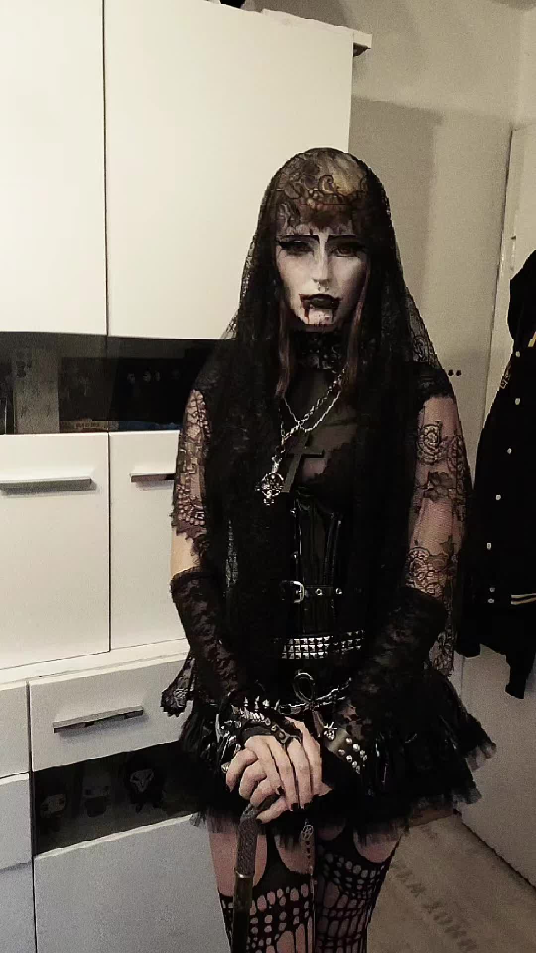 @🦇