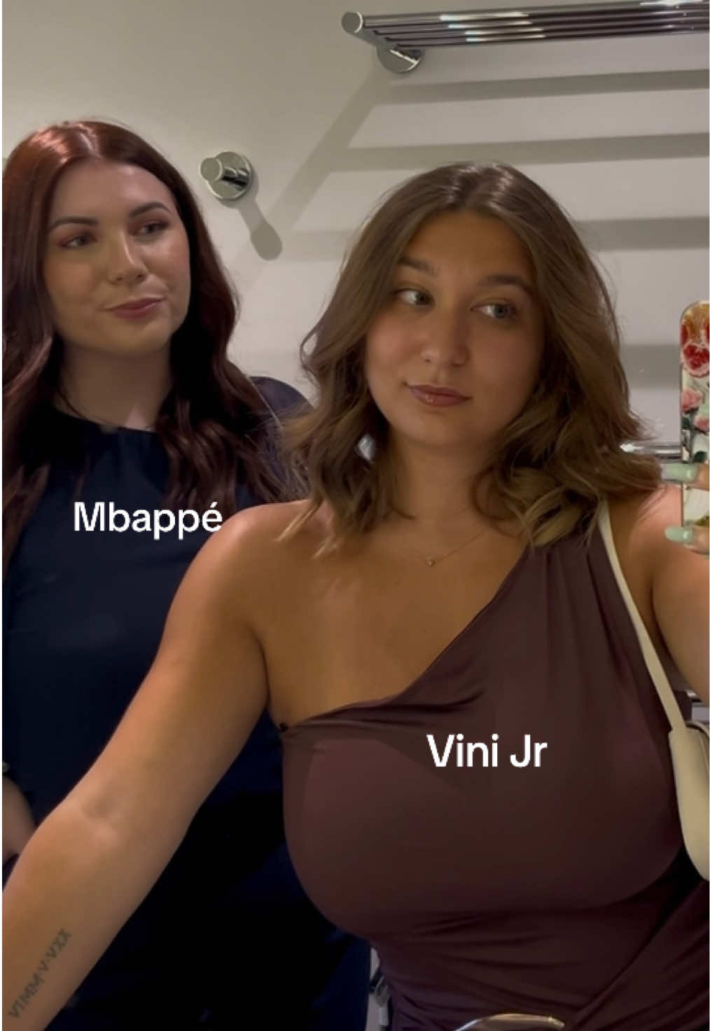 @apo