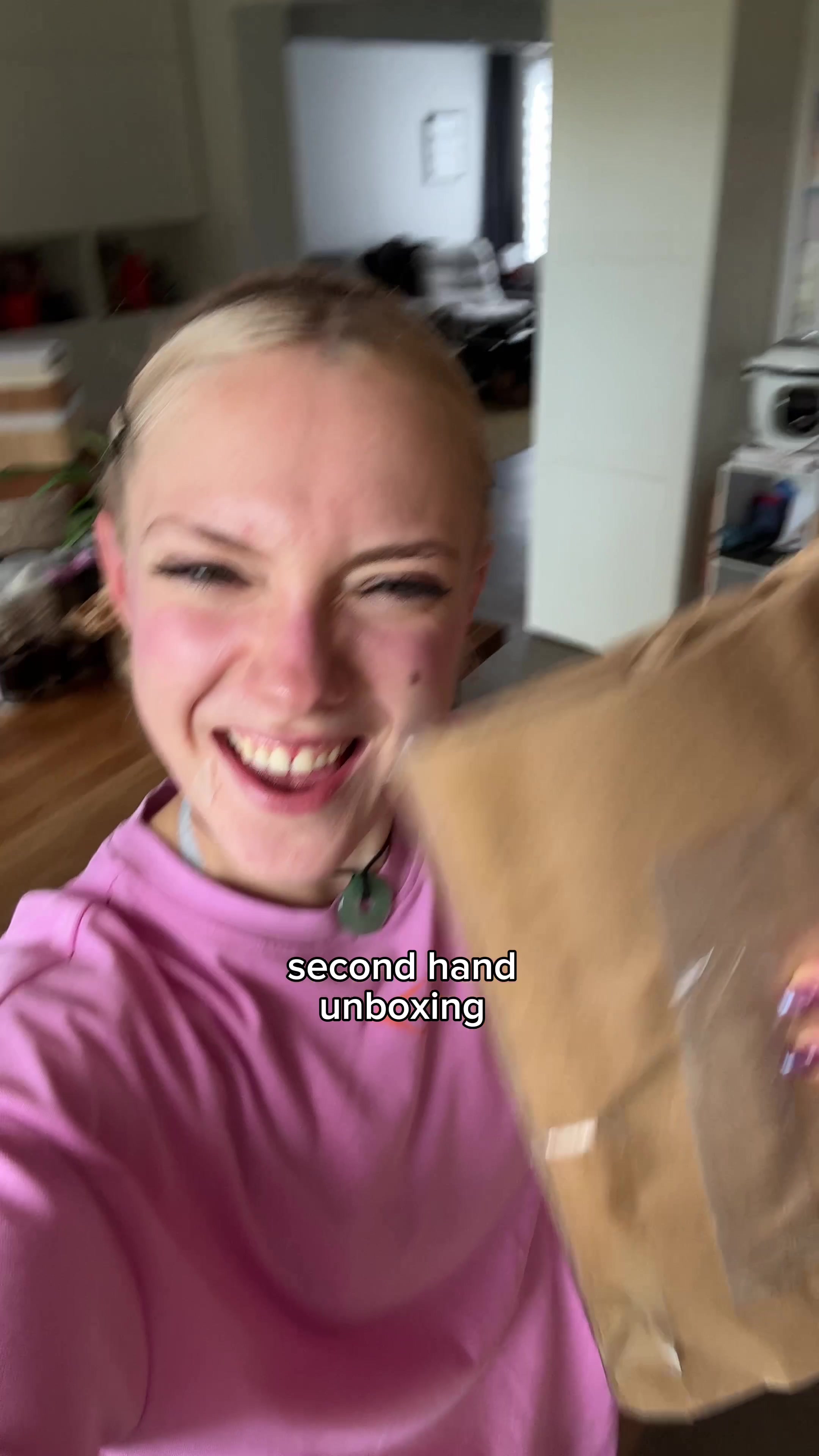 @avril