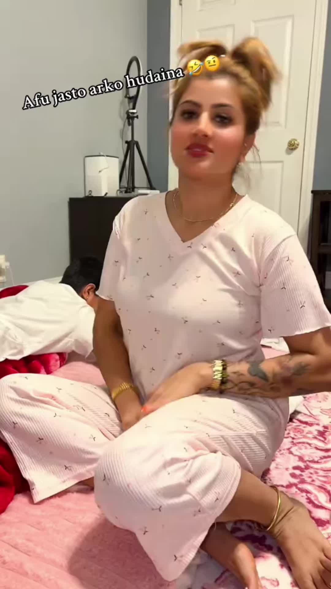 @पारू खरेल चौहान 🧿🕉️❤️🙏💪🫶