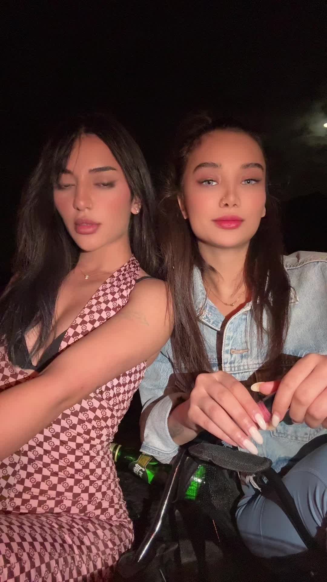 @Kiana