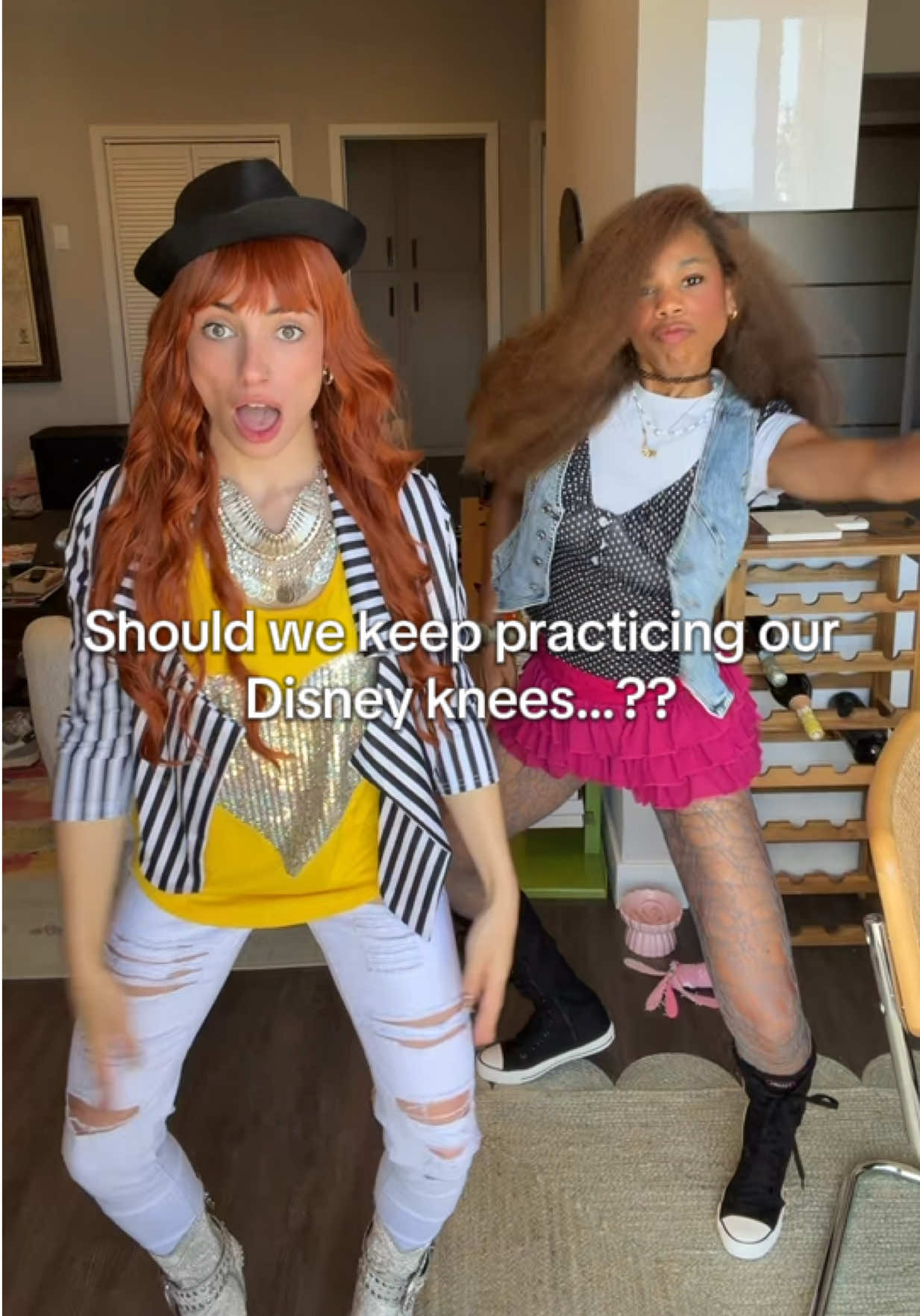 @Sophia & Noelle ๐