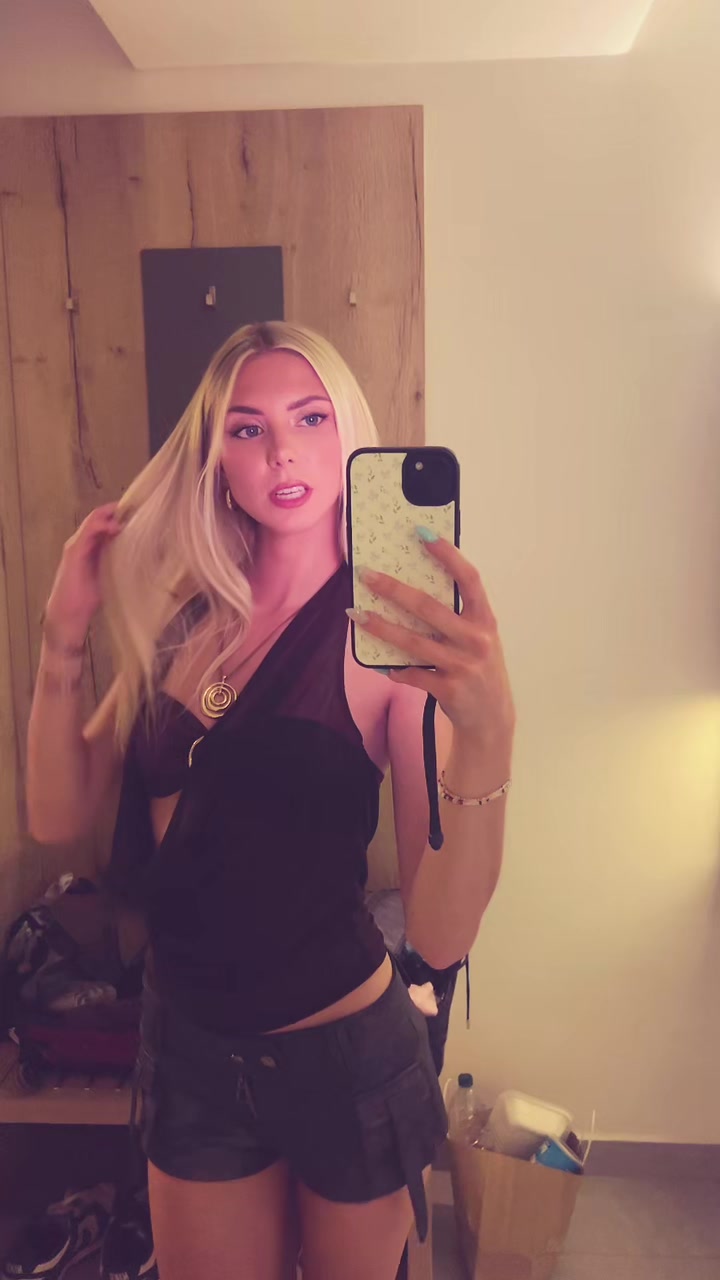 @Carolina Firkowski