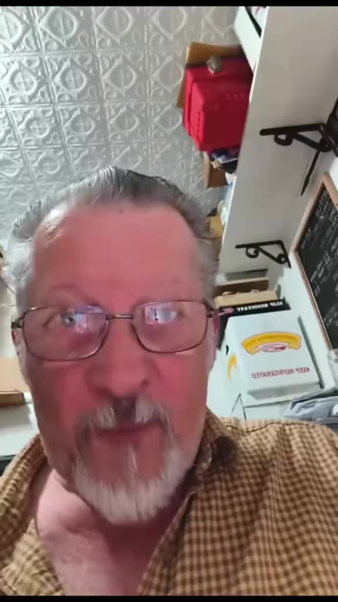 @Lg