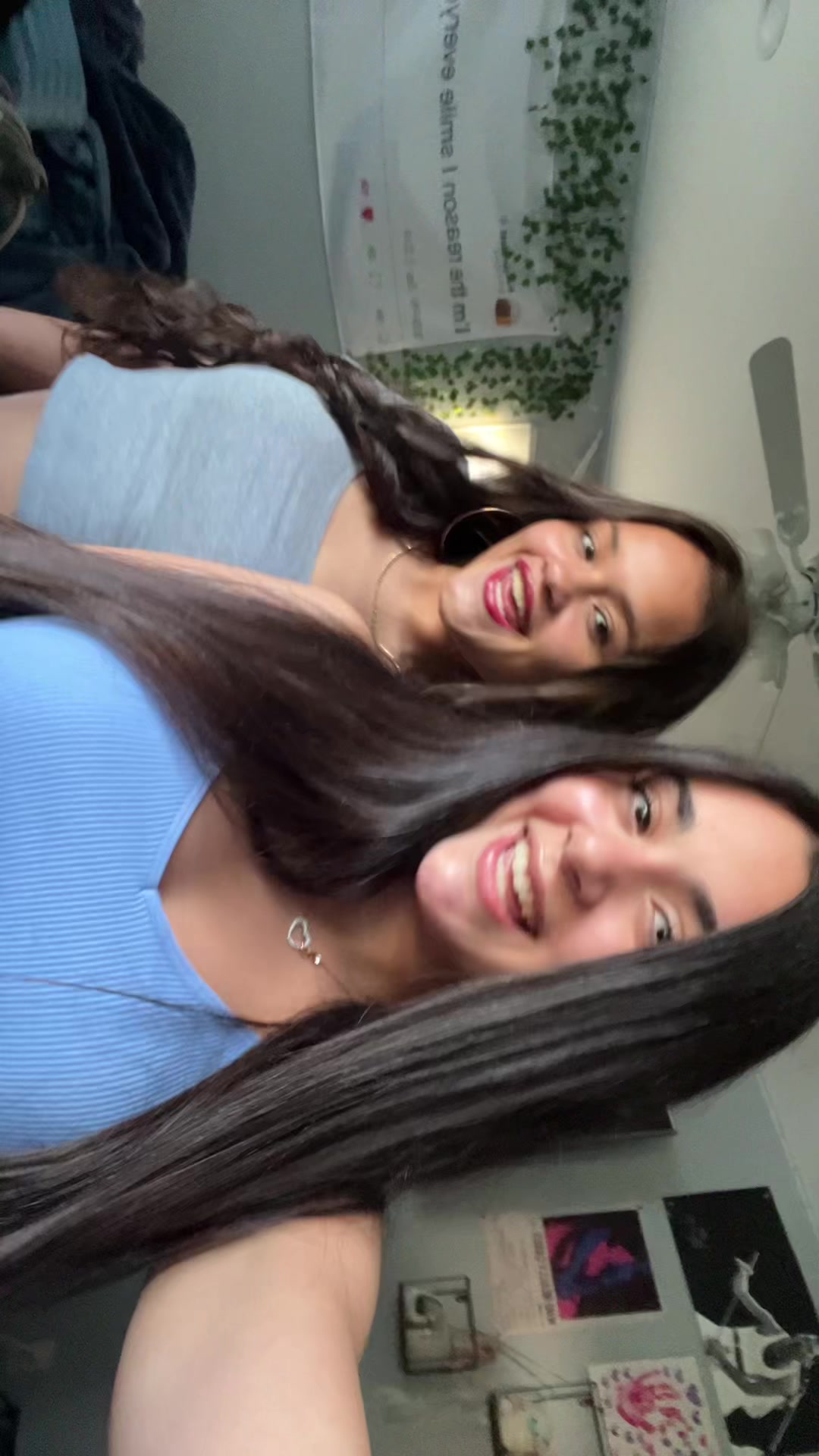 @Bella