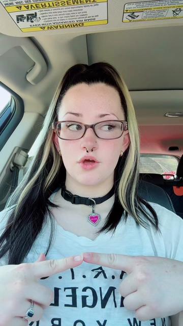 @Burrybeanz