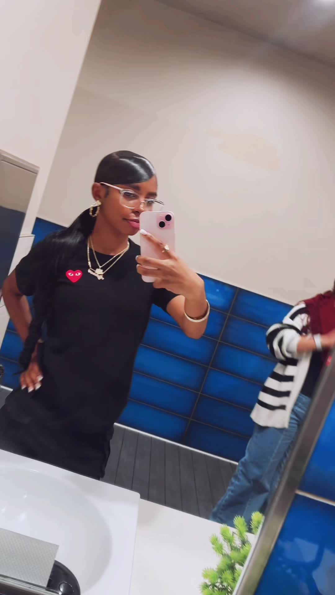 @ayiana