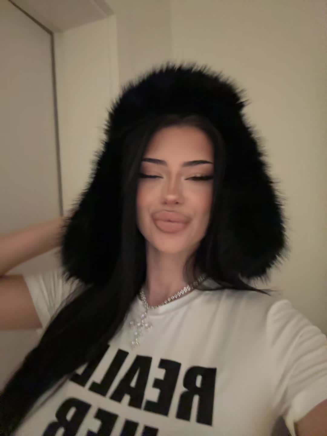 @Syndii69