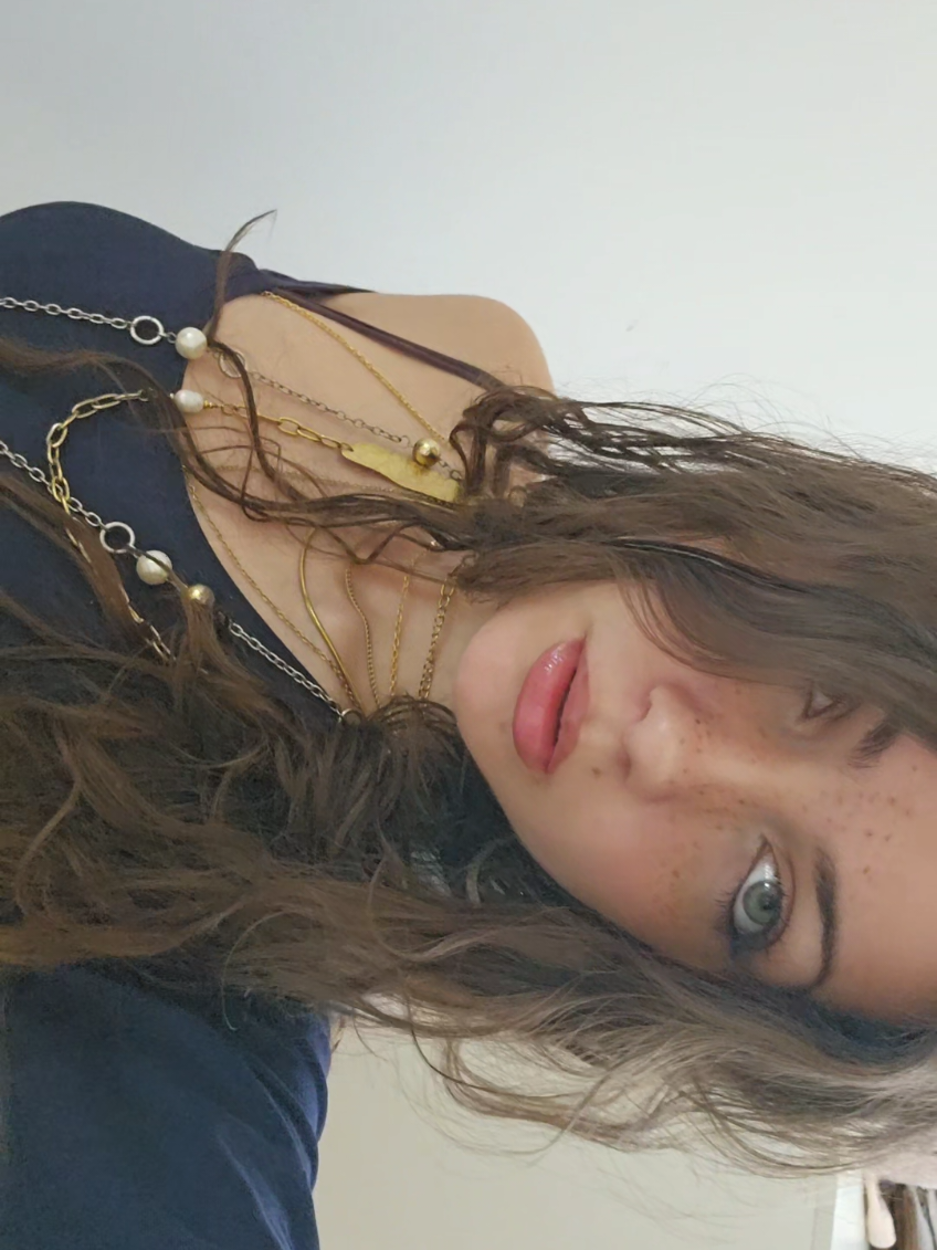 @𝙷𝚊𝚗𝚗𝚊𝚑♡︎