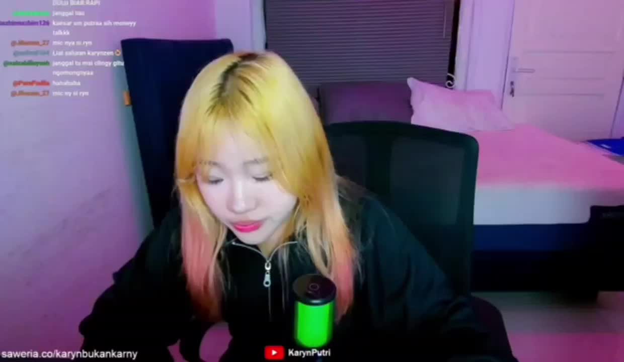 @nela