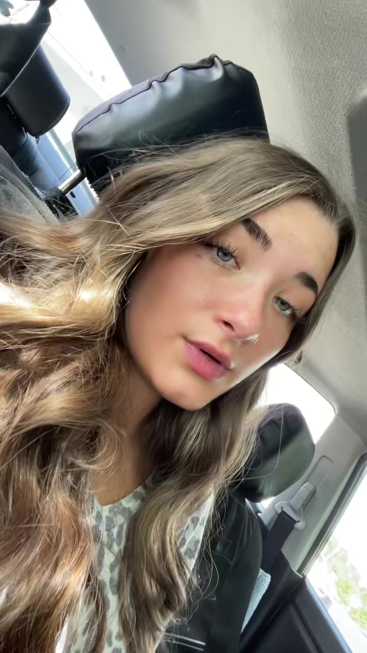 @Marissa ❤️💜💙💚