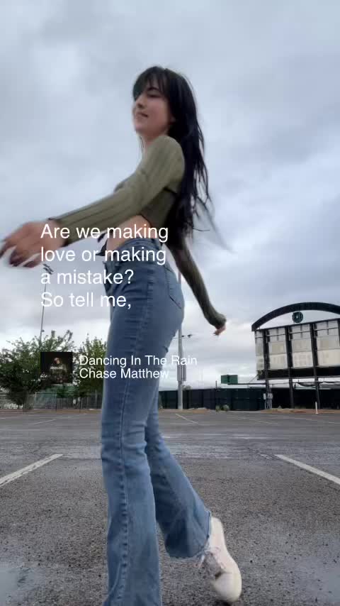 @Lil Bug🖤🍄