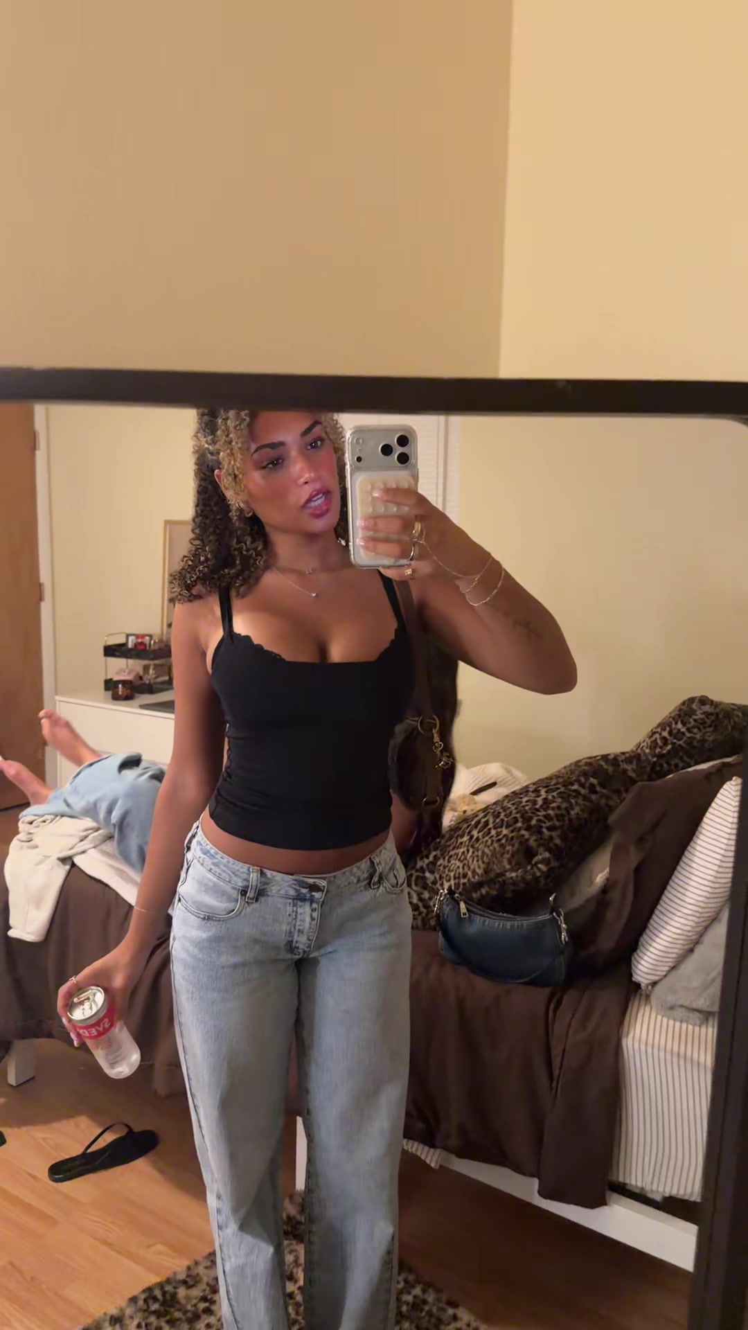 @VIC