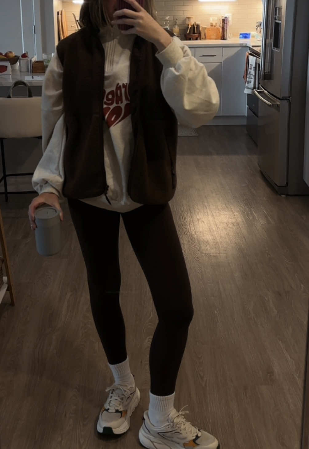 @LT